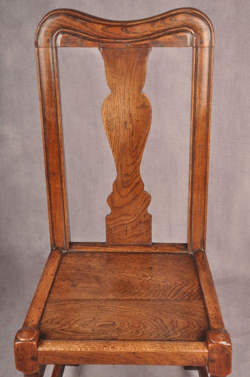 A SET OF FOUR QUEEN ANNE OAK ELM CHAIRS - ADDITIONAL PHOTO 3