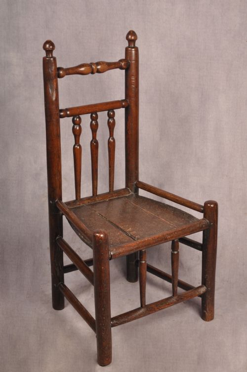A NEAR PAIR OF 17TH CENTURY ASH TURNERS CHAIRS - ADDITIONAL PHOTO 1