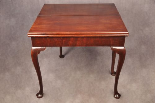 FINE 18TH CENTURY MAHOGANY TRIPLE TOP CARD TABLE - ADDITIONAL PHOTO 17