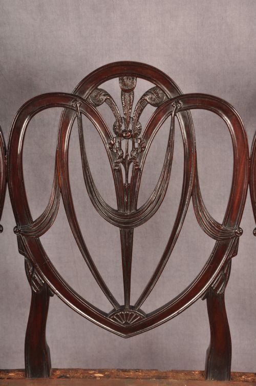 RARE 18TH CENTURY HEPPLEWHITE SETTEE - ADDITIONAL PHOTO 2