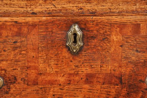 MID 18TH CENTURY OAK DRESSER BASE - ADDITIONAL PHOTO 5