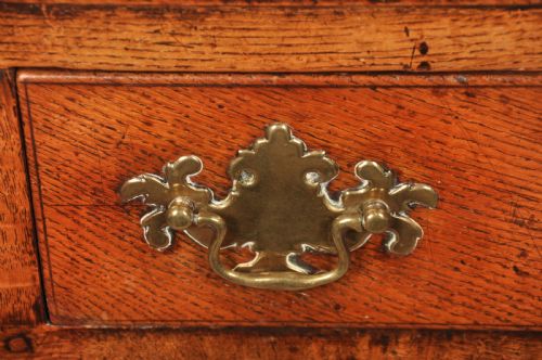 FINE 18TH CENTURY WELSH OAK DRESSER - ADDITIONAL PHOTO 4