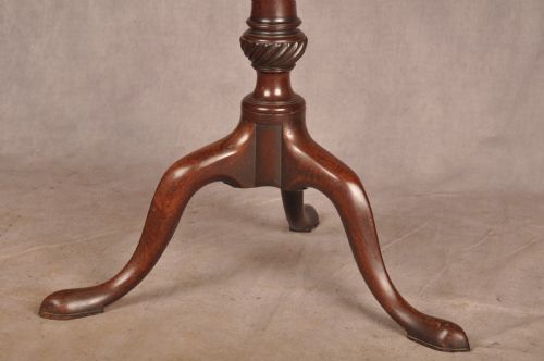 FINE 18TH CENTURY MAHOGANY TRIPOD TABLE - ADDITIONAL PHOTO 3