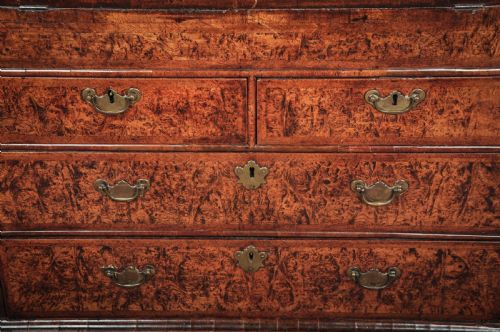 FINE 17TH CENTURY MULBERRY BUREAU IN THE MANNER OF COXED WOSTER - ADDITIONAL PHOTO 1