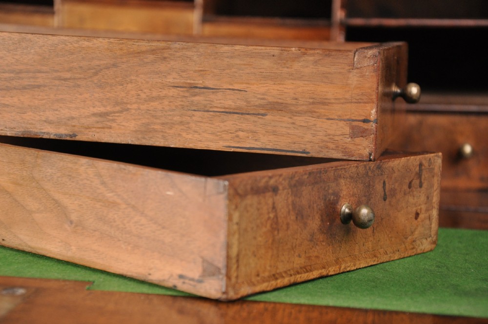 Small Early 18th Century Walnut Bureau View VIII
