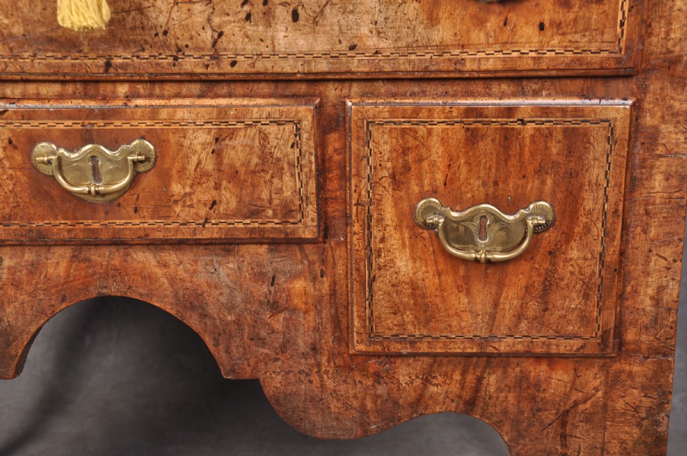 Fine Early 18th Century Walnut Lowboy View IV