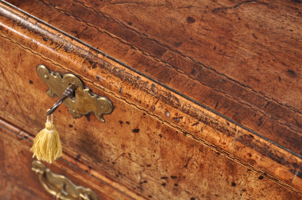 Fine Early 18th Century Walnut Lowboy View XIII