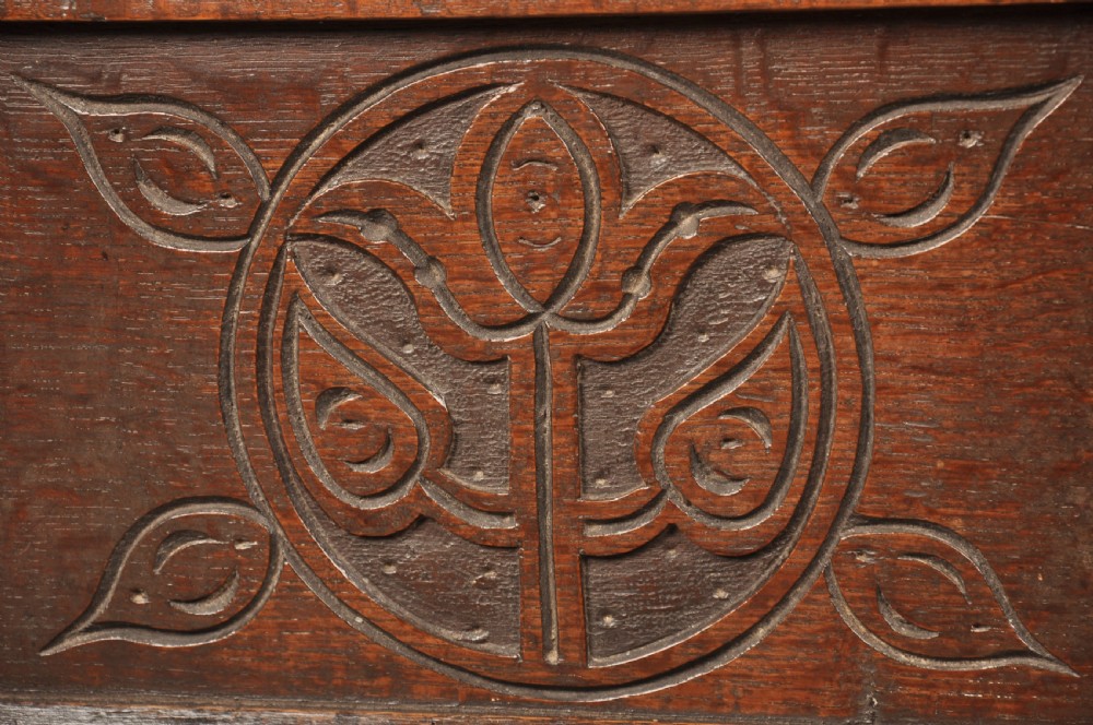 Small 17th Century Oak Coffer  View VII