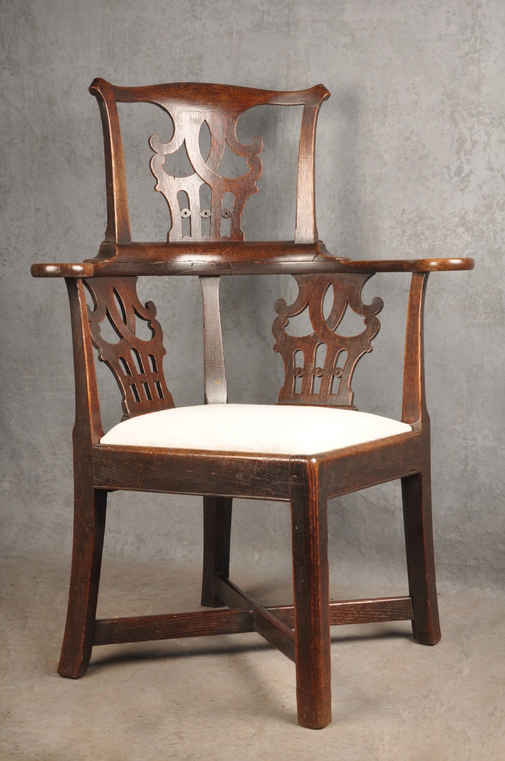 Fine 18th Century Oak Corner Chair View II