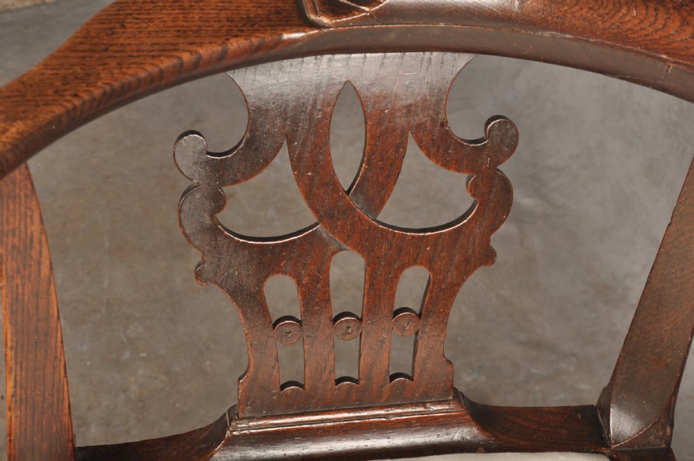 Fine 18th Century Oak Corner Chair View VI