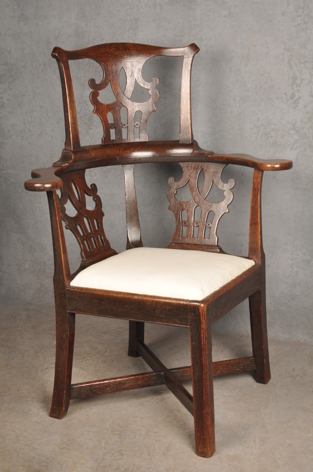 Fine 18th Century Oak Corner Chair View XIII