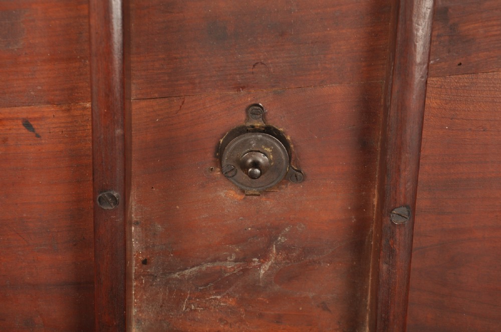 An 18th-century cherrywood tripod table featuring a circular top, turned baluster pedestal, and three splayed cabriole legs. View VIII