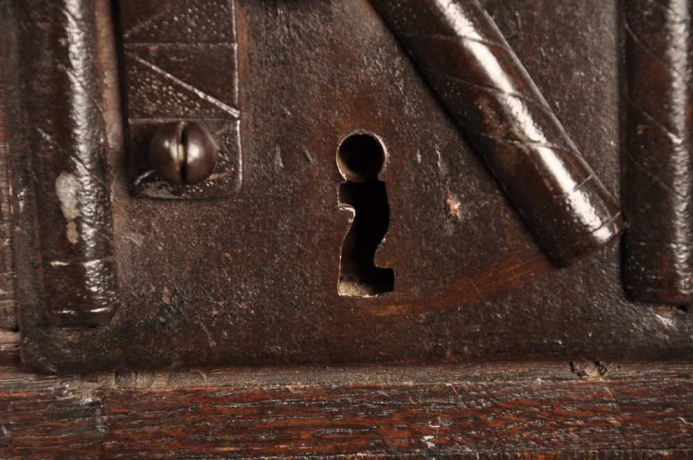 17th Century Oak Coffer View IV