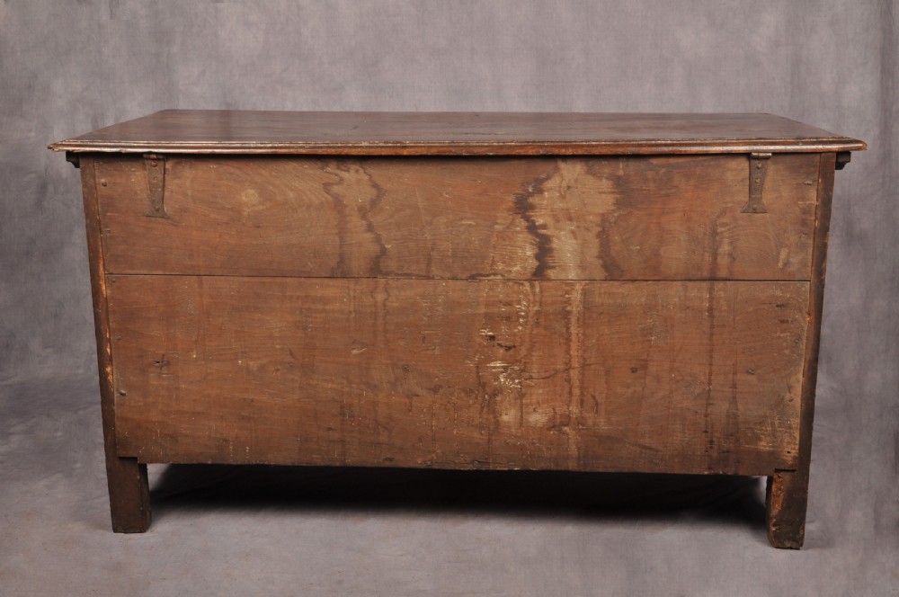 17th Century Oak Coffer View XXI