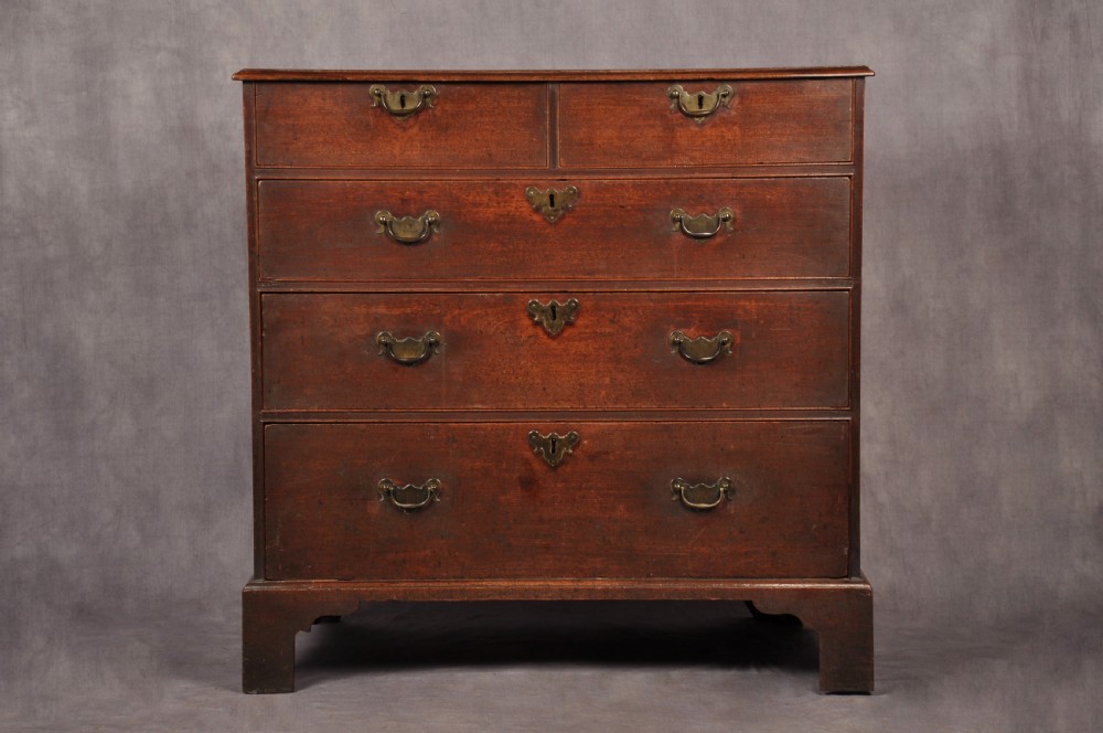 Early 18th Century Mahogany Chest Of Drawers