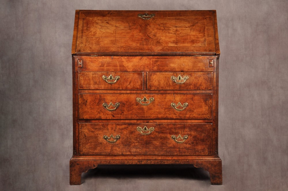 Fine Early 18th Century Walnut Bureau  View II