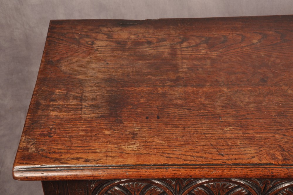 17th century Oak Coffer  View IX