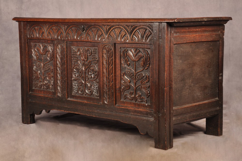 17th century Oak Coffer  View XV