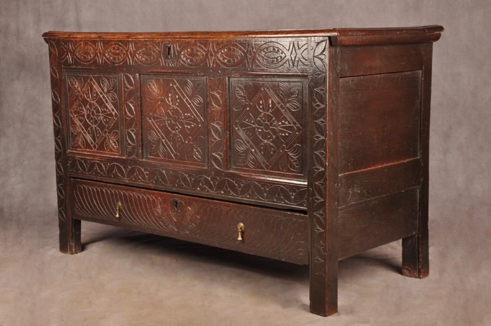 Rare 17th Century Dorset Oak Coffer View XI