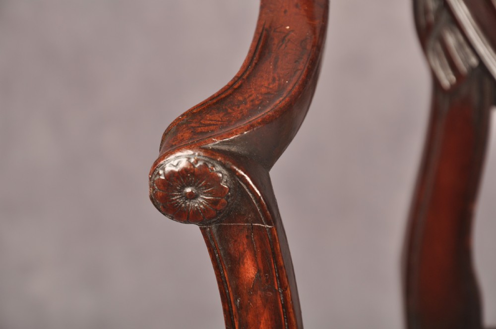 Rare 18th Century Hepplewhite Settee  View IX