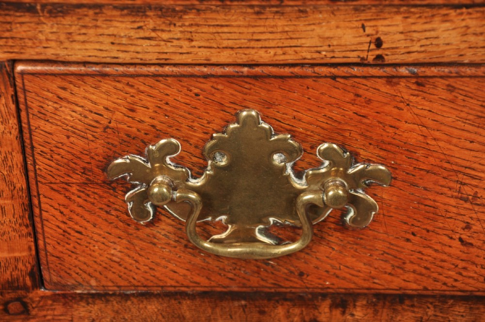 Fine 18th Century Welsh Oak Dresser View V