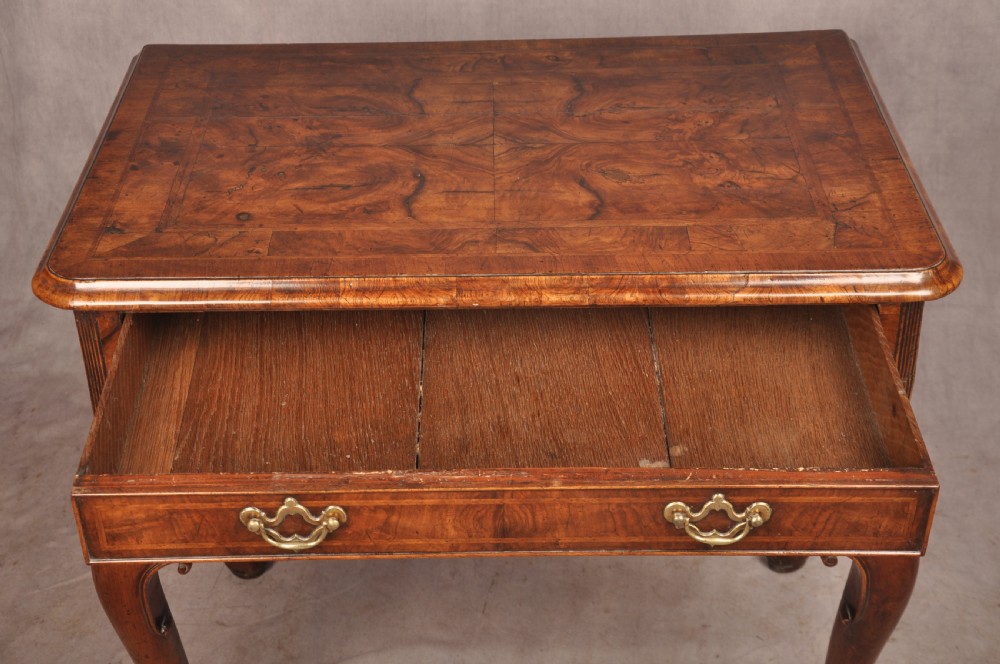 Fine Early 18th Century Walnut Side Table / Lowboy  View V