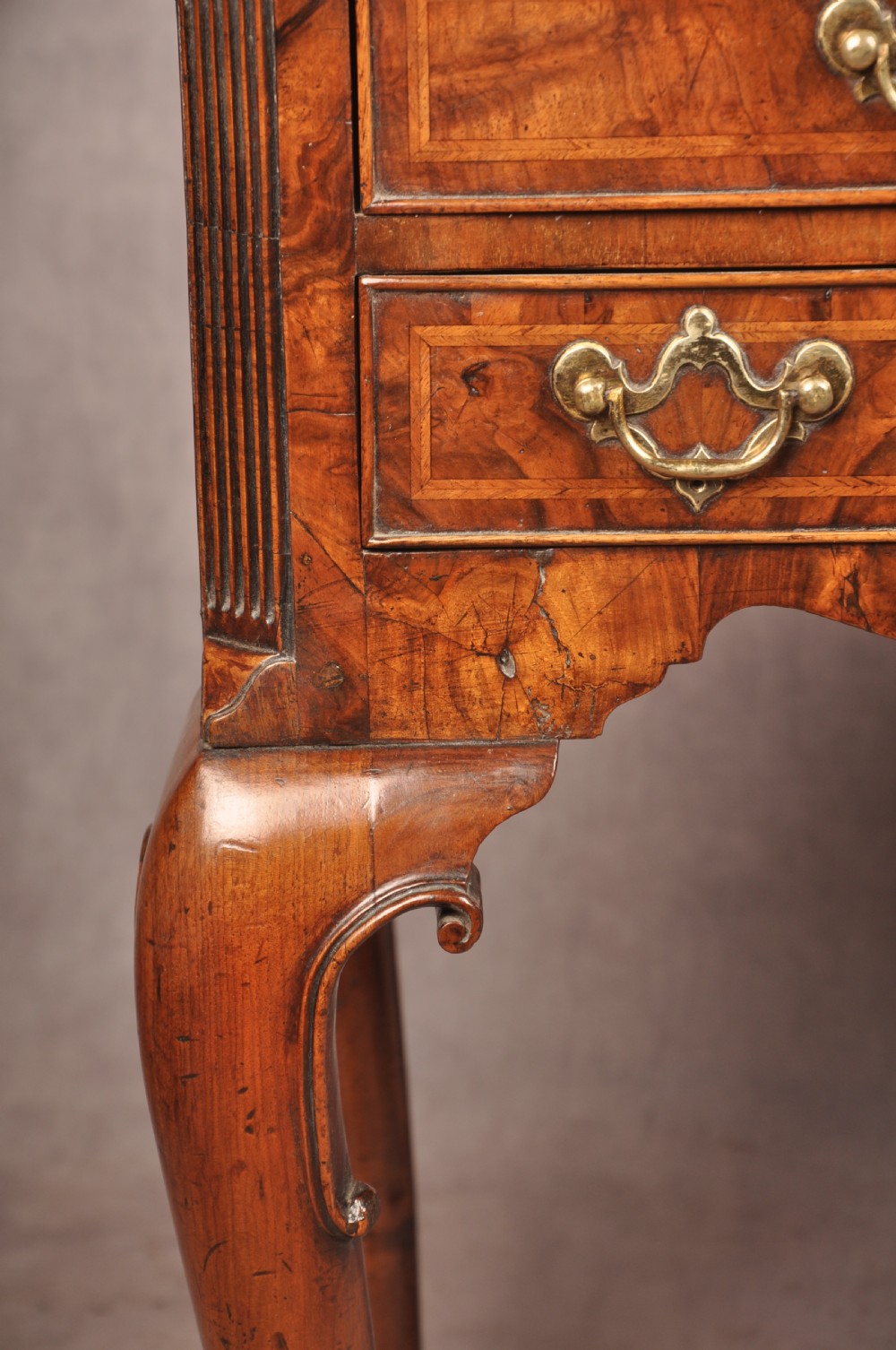 Fine Early 18th Century Walnut Side Table / Lowboy  View XI
