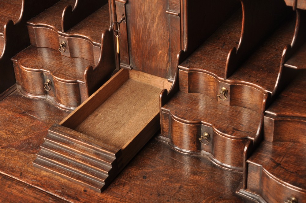 A Fine Early 18th Century Oak Bureau Of Small Proportions View V