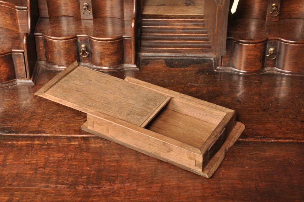 A Fine Early 18th Century Oak Bureau Of Small Proportions View IX