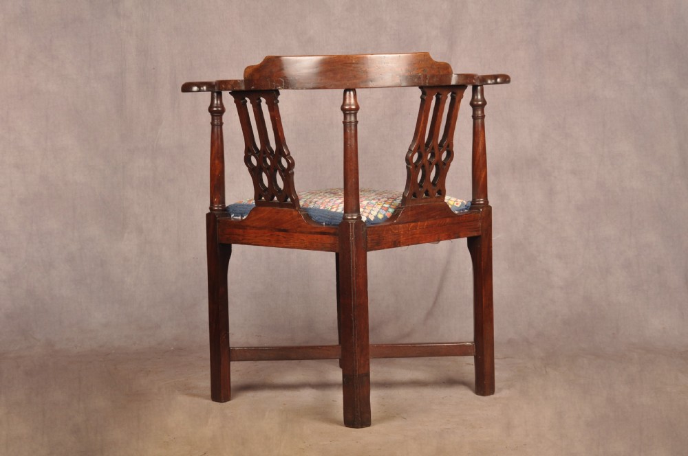 Nice Quality 18th Century Mahogany Desk Chair View XIII