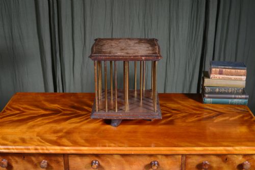 A SMALL EDWARDIAN OAK AND BRASS TABLETOP REVOLVING BOOKCASE C1905 - ADDITIONAL PHOTO 5