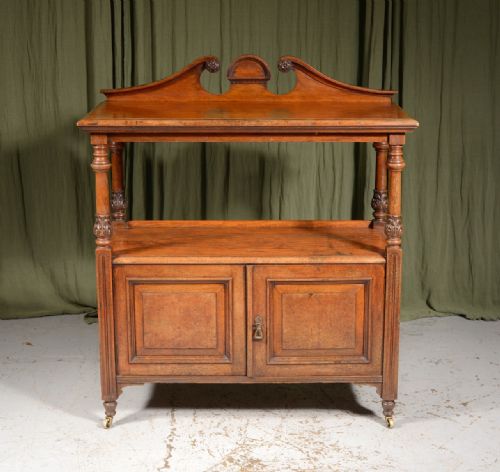 a william iv burr oak buffet by thomas edwards sons newcastle under lyme c1835 - CATEGORY: ANTIQUE FURNITURE - DATED 