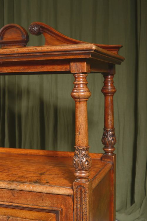 A WILLIAM IV BURR OAK BUFFET BY THOMAS EDWARDS SONS NEWCASTLE UNDER LYME C1835 - ADDITIONAL PHOTO 3