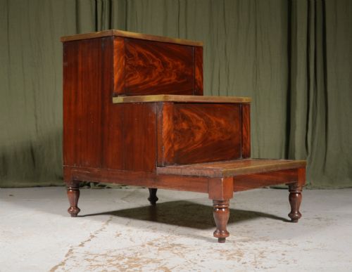 VICTORIAN BRASS MOUNTED FLAME MAHOGANY LIBRARY STEPS C1850 - ADDITIONAL PHOTO 5
