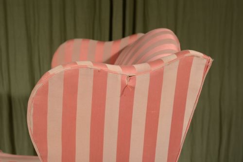 A GEORGE II STYLE WINGBACK ARMCHAIR C1910 - ADDITIONAL PHOTO 3