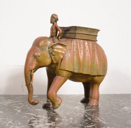 AN INDIAN BRONZE SCULPTURE OF AN ELEPHANT AND MAHOUT C18401860 - ADDITIONAL PHOTO 5