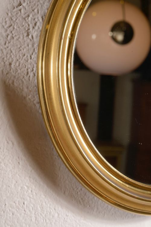 A PAIR OF EDWARDIAN GILT BRASS OVAL WALL MIRRORS C1905 - ADDITIONAL PHOTO 1