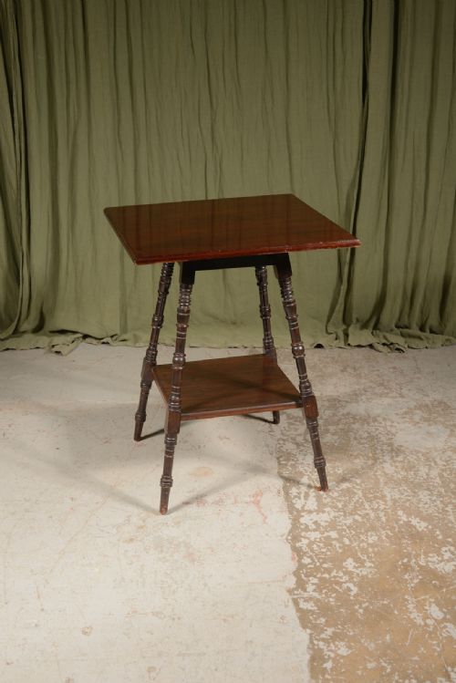 A VICTORIAN WALNUT LAMP TABLE BY JAS SHOOLBRED C1880 - ADDITIONAL PHOTO 1