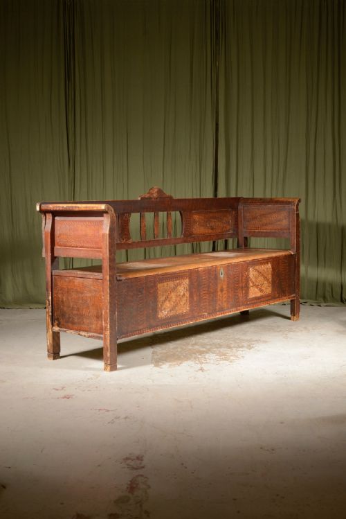 A FOLK ART PAINTED PINE MARRIAGE BENCH C1900 - ADDITIONAL PHOTO 1