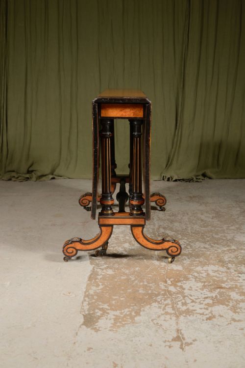 A VICTORIAN AMBOYNA DROP LEAF COFFEE TABLE C1860 - ADDITIONAL PHOTO 5