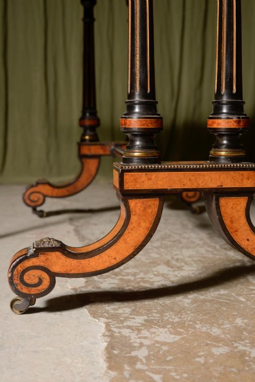 A VICTORIAN AMBOYNA DROP LEAF COFFEE TABLE C1860 - ADDITIONAL PHOTO 6