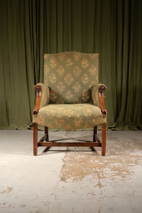 A GEORGE III STYLE MAHOGANY GAINSBOROUGH ARMCHAIR C1890 - ADDITIONAL PHOTO 2