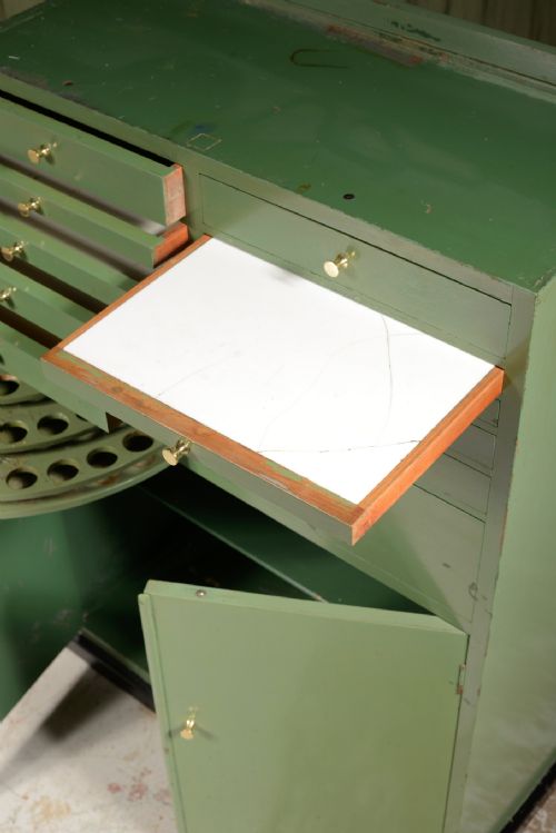 AN EDWARDIAN GREEN PAINTED DENTISTRY CHEST CABINET C1905 - ADDITIONAL PHOTO 5