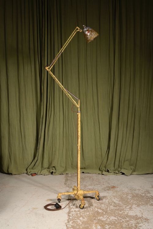A HERBERT TERRY 1209 ANGLEPOISE TROLLEY FLOOR LAMP IN ORIGINAL SCUMBLE PAINT C1935 - ADDITIONAL PHOTO 2