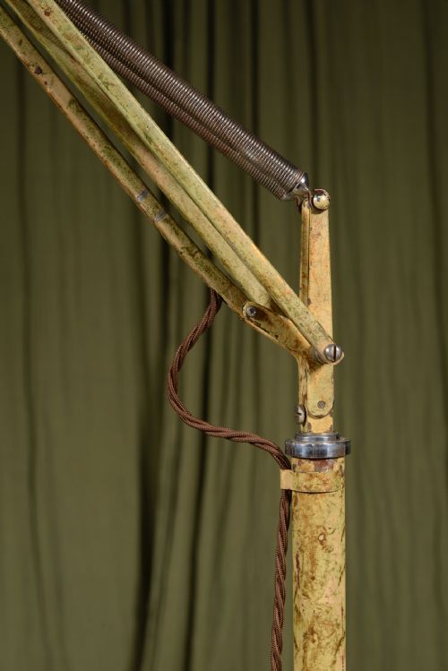 A HERBERT TERRY 1209 ANGLEPOISE TROLLEY FLOOR LAMP IN ORIGINAL SCUMBLE PAINT C1935 - ADDITIONAL PHOTO 8