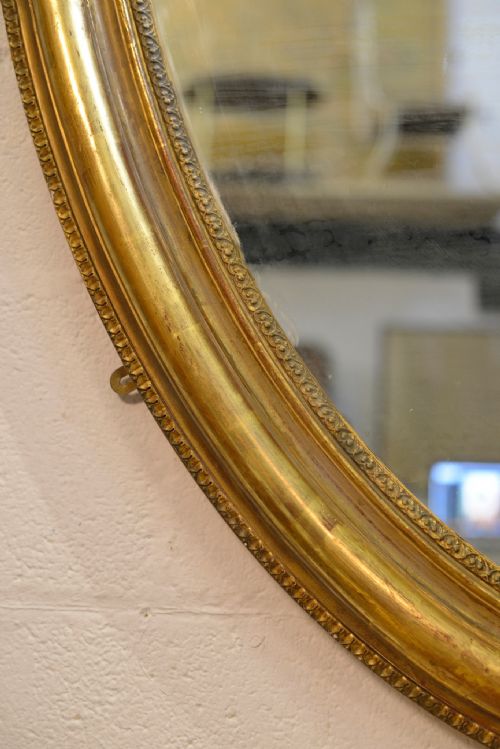 A VERY LARGE COUNTRY HOUSE OVAL GILT MIRROR C1880 - ADDITIONAL PHOTO 3