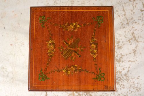 AN EDWARDIAN SHERATON REVIVAL PAINTED MAHOGANY OCCASIONAL TABLE C1905 - ADDITIONAL PHOTO 6