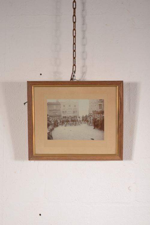 a vintage framed somerset hunting photograph the blackmore vale hounds at wincanton boxing day 1923 - CATEGORY: ANTIQUE MISCELLANEOUS - DATED 1920