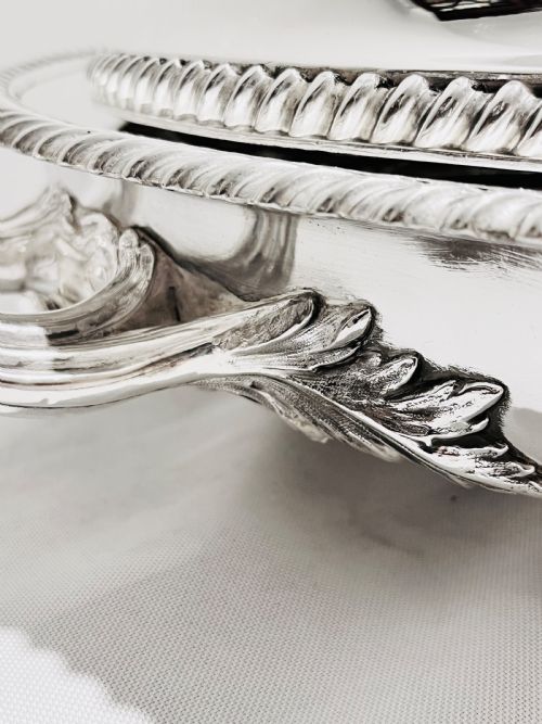 LARGE ANTIQUE SILVER PLATED MEAT DOME COVER BASE C1880 - ADDITIONAL PHOTO 1