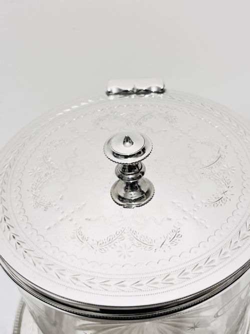 SMART ANTIQUE BISCUIT BOX BY MAPPIN WEBB C1880 - ADDITIONAL PHOTO 3